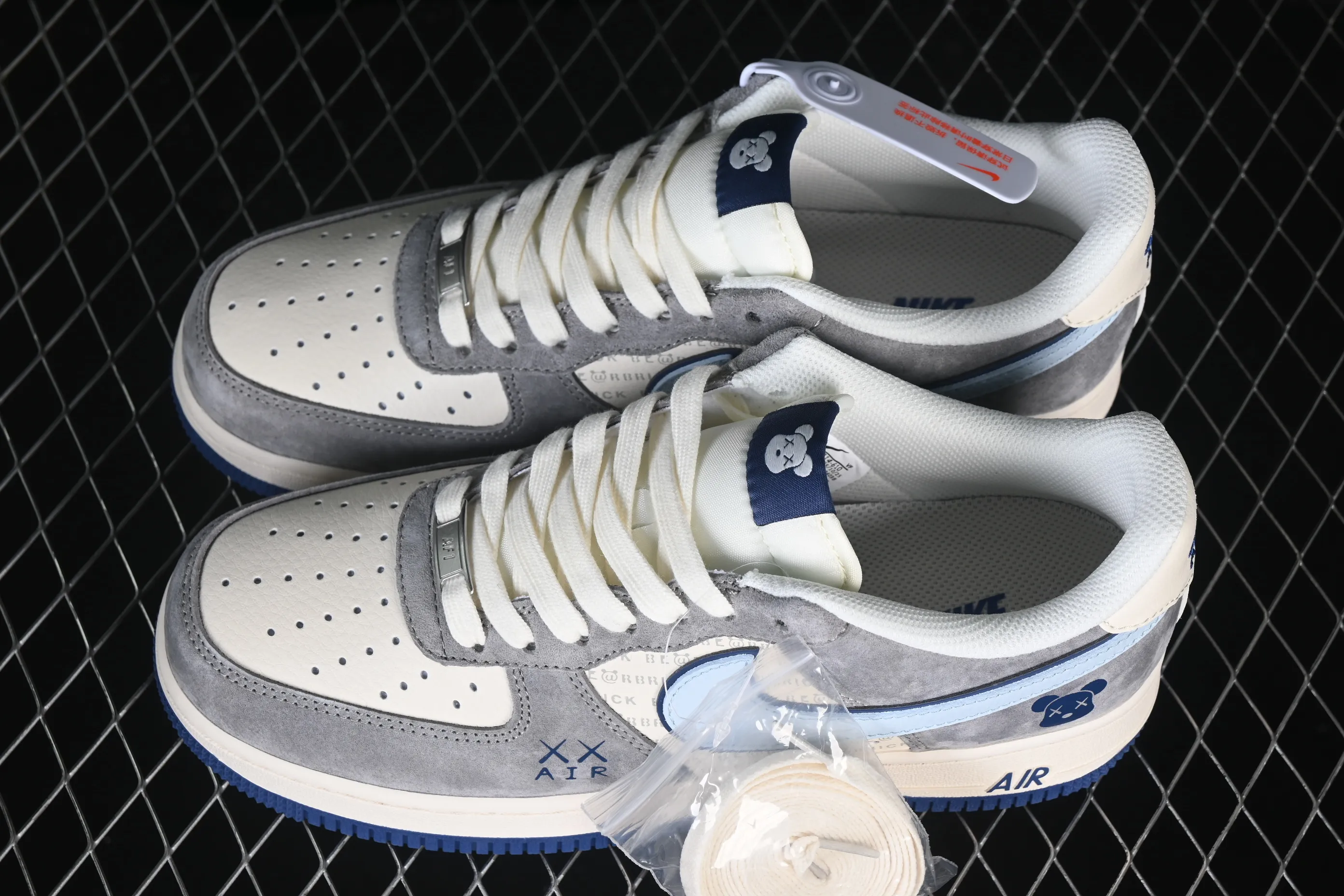 All categories Nk Air Force 1 Air Force series Nk Air Force 1 Low Air Force low top Nike Air Force 1'07 Low Violent Bear joint white blue gray suede Air Force 1 low top casual sneakers XD9314-610